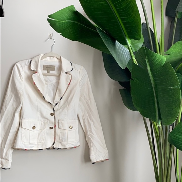 Burberry Jackets & Blazers - Burberry blazer